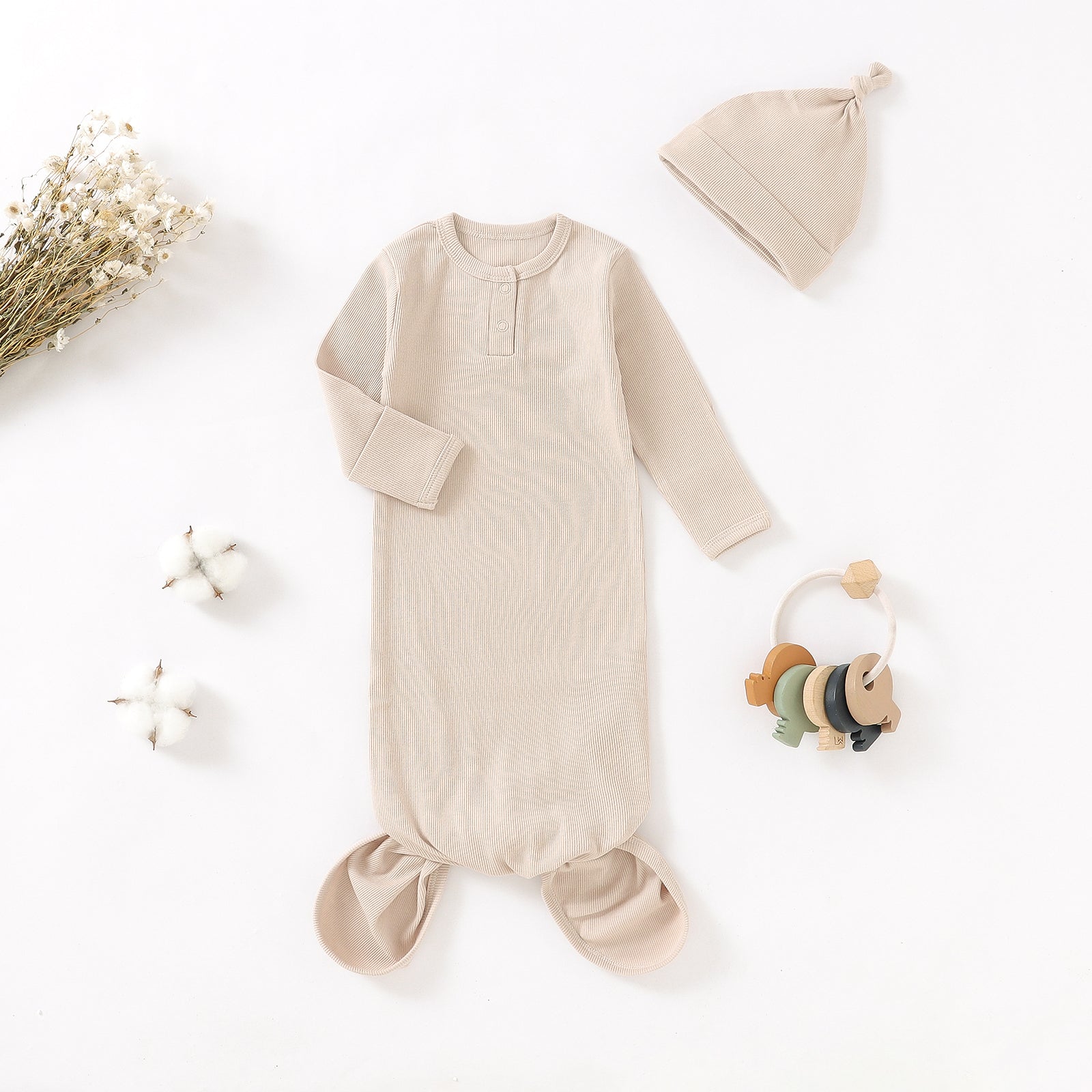 Organic Cotton Knotted Gown & Hat Set - Oatmeal
