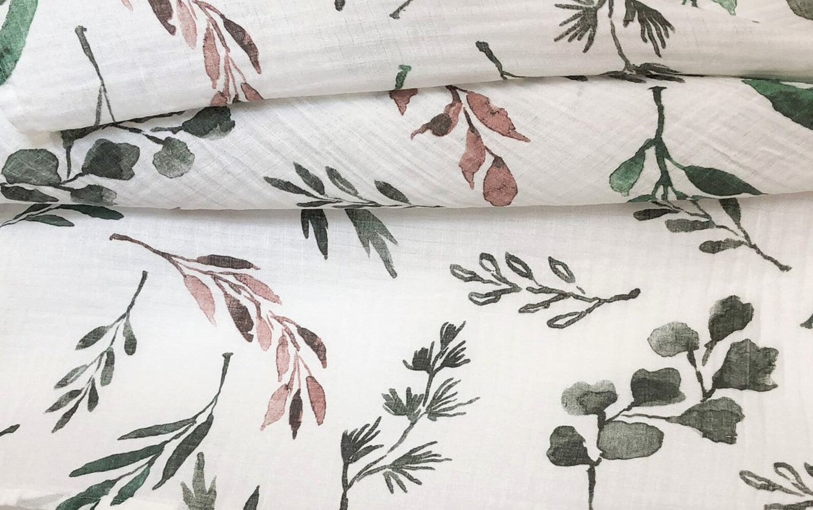 Leaf Cotton Muslin Swaddle Blanket
